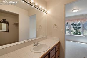 3240 Blodgett Drive