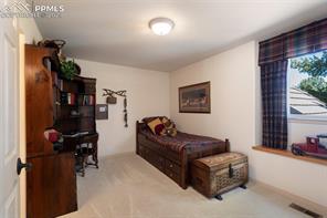 3240 Blodgett Drive