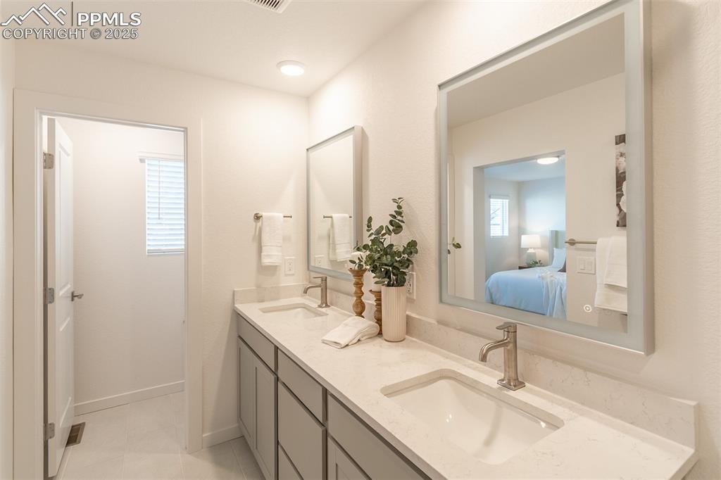 892 Beckton Heights