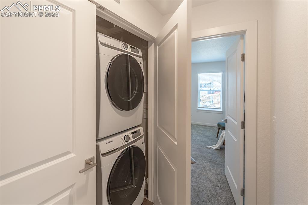 892 Beckton Heights
