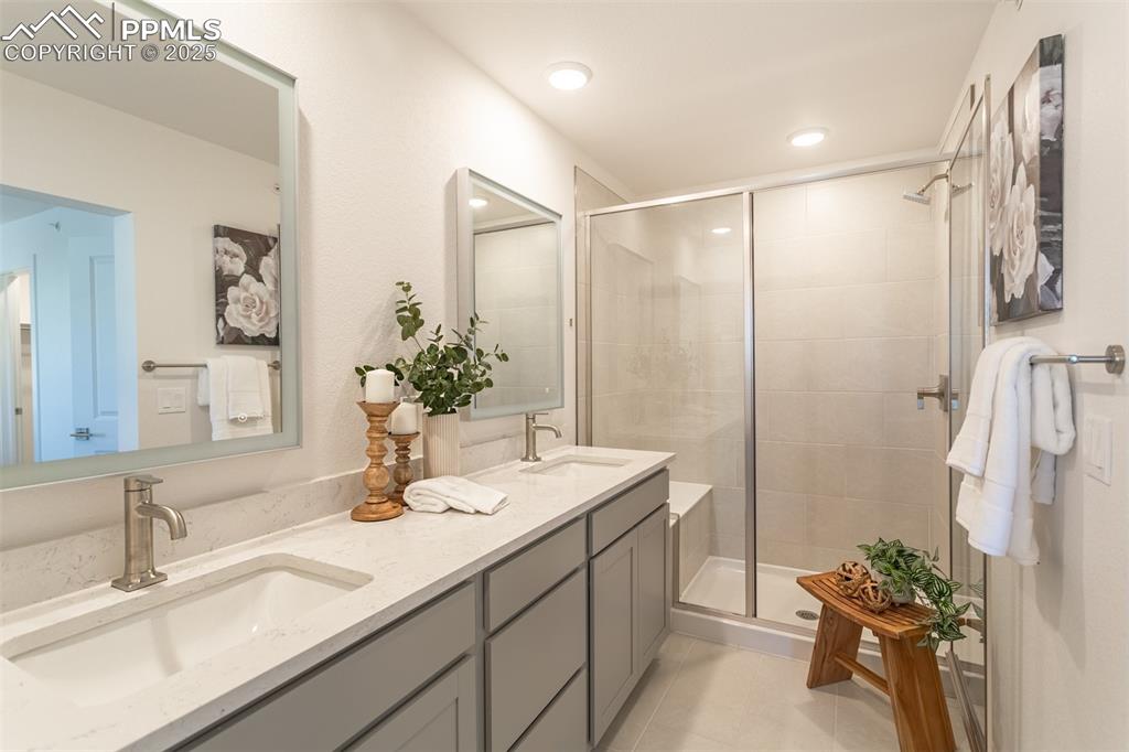 892 Beckton Heights