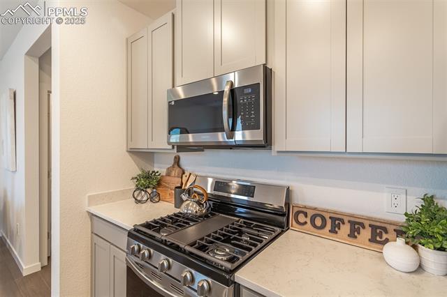 892 Beckton Heights