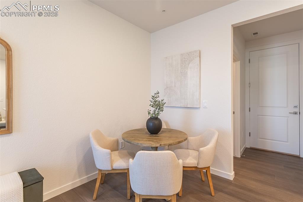 892 Beckton Heights