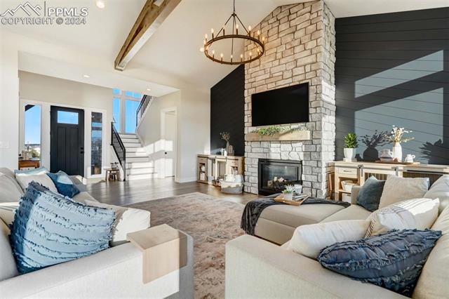 19712 Knights Crossing Drive