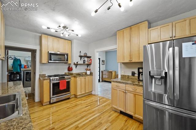237 N Cedar Street
