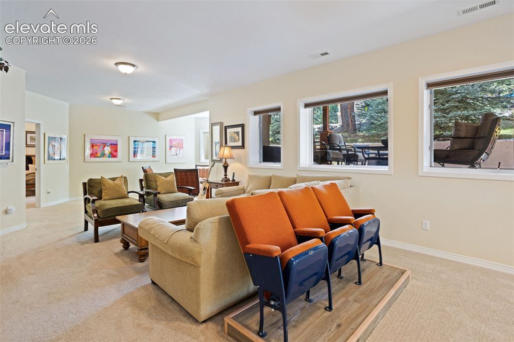 345 Lions Head Drive