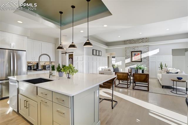 6423 Tumble Creek Drive