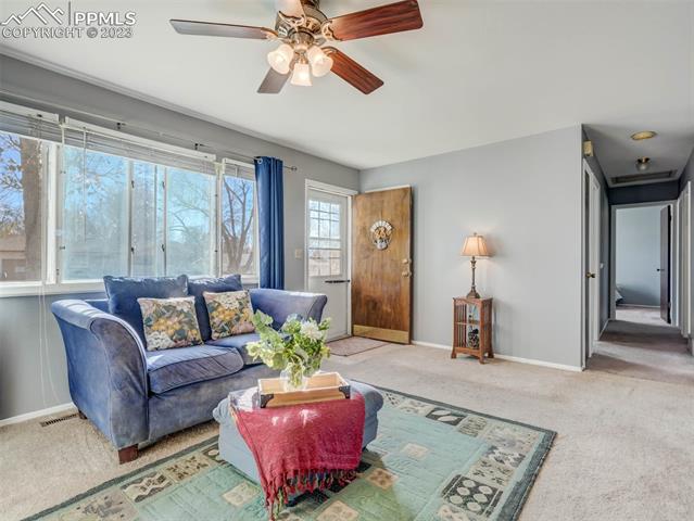 4746 S Gracemoor Circle