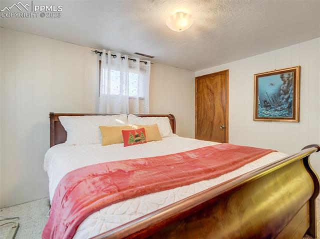 4746 S Gracemoor Circle