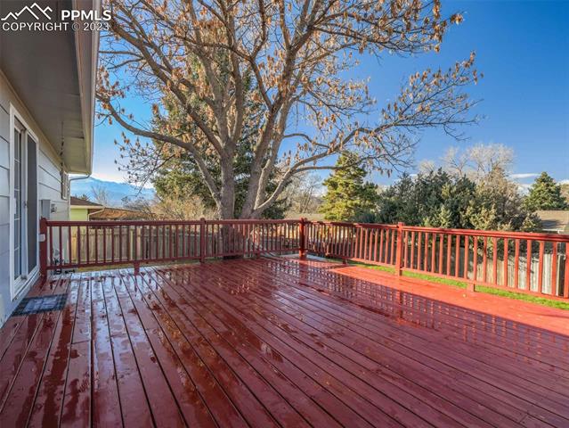 4746 S Gracemoor Circle