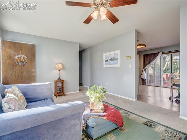 4746 S Gracemoor Circle