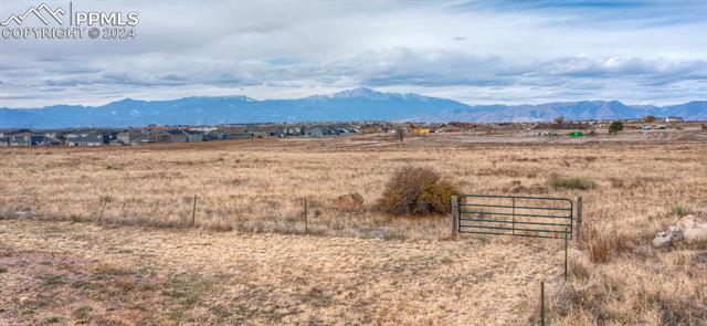 8105/8110 Mustang Place