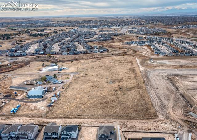 8105/8110 Mustang Place