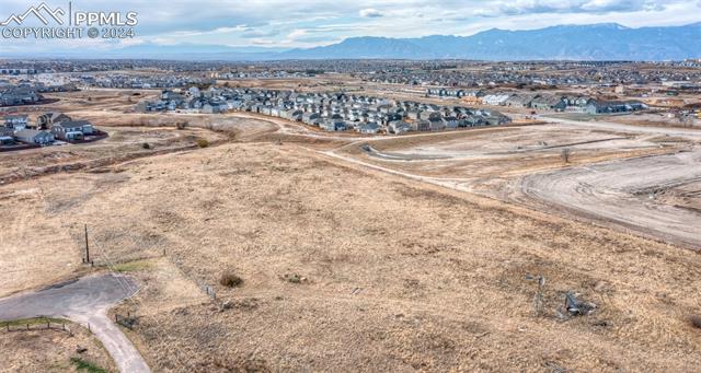 8105/8110 Mustang Place