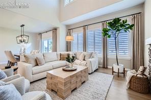 10552 Grand Lawn Circle