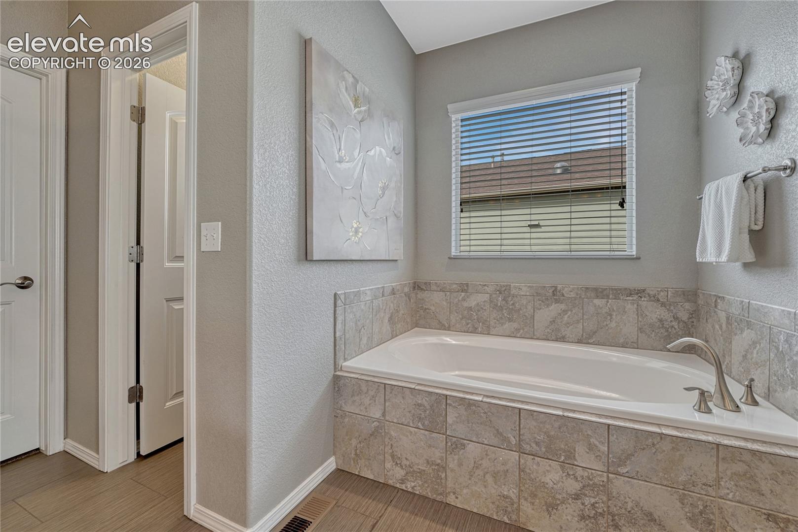 6743 Mustang Rim Drive