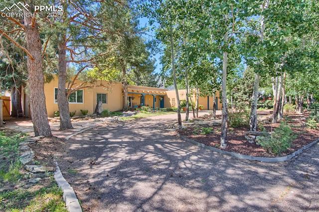 1215 La Paloma Way