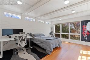 1215 La Paloma Way