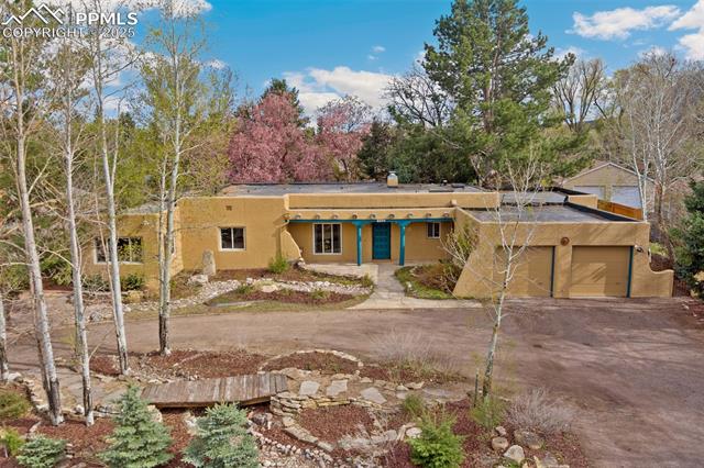 1215 La Paloma Way