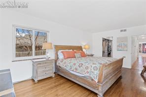 1215 La Paloma Way