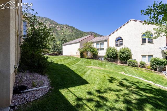 4115 Hermitage Drive