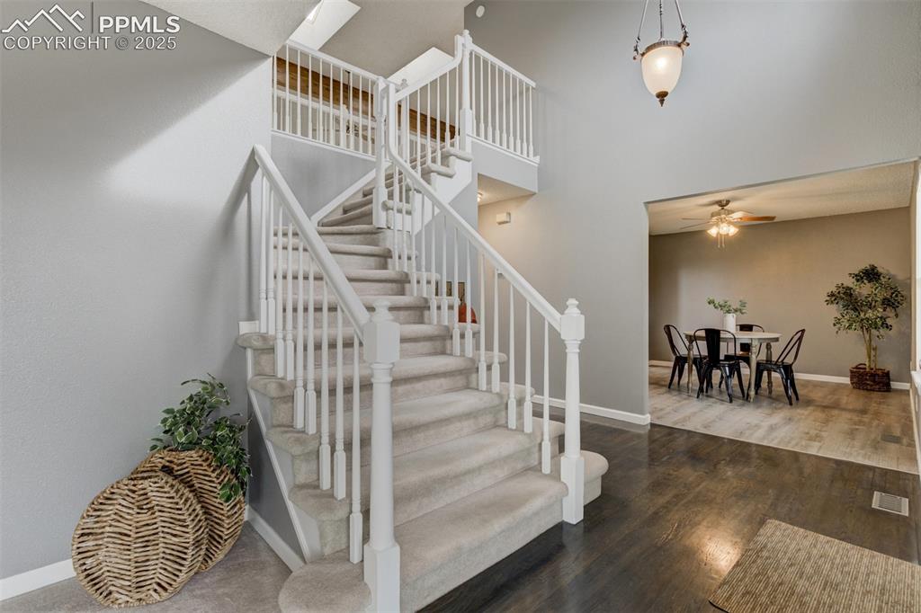 6870 Quicksilver Drive