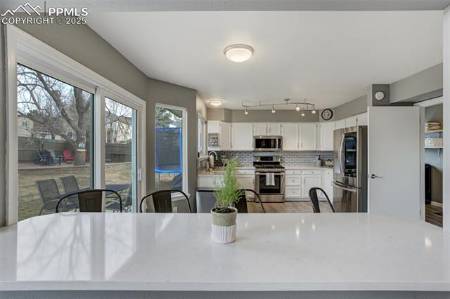 6870 Quicksilver Drive