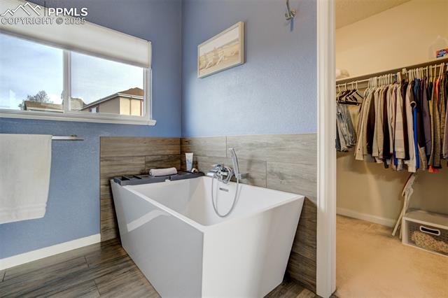 6870 Quicksilver Drive