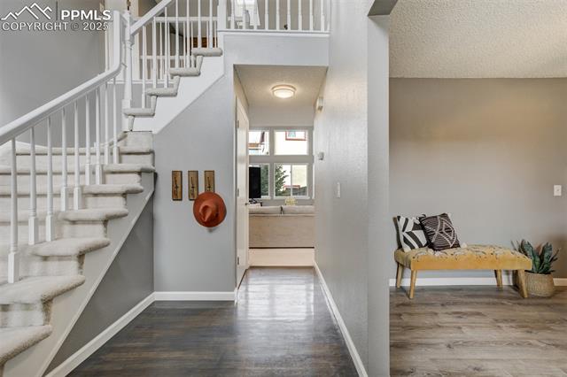 6870 Quicksilver Drive