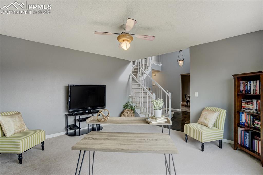 6870 Quicksilver Drive