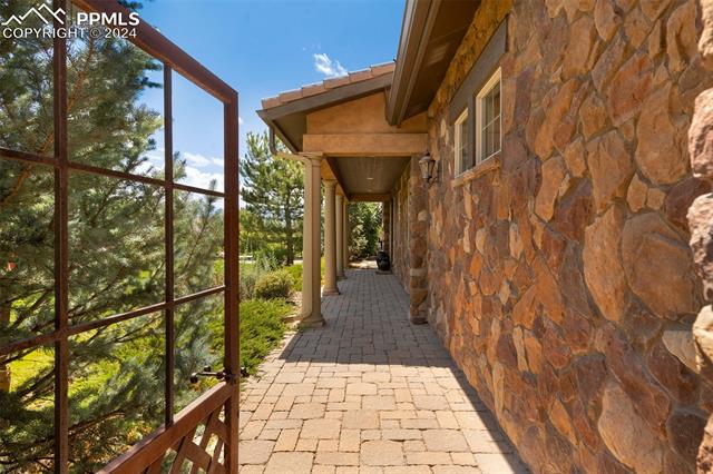 2120 Rocking Horse Court