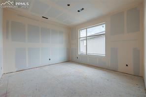 3341 Crest Hollow View