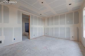 3341 Crest Hollow View