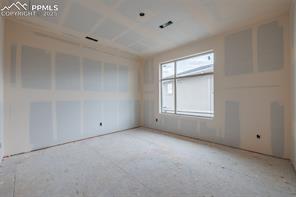 3341 Crest Hollow View