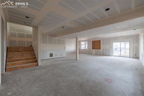 3341 Crest Hollow View