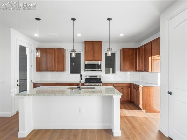 10769 Lewanee Point