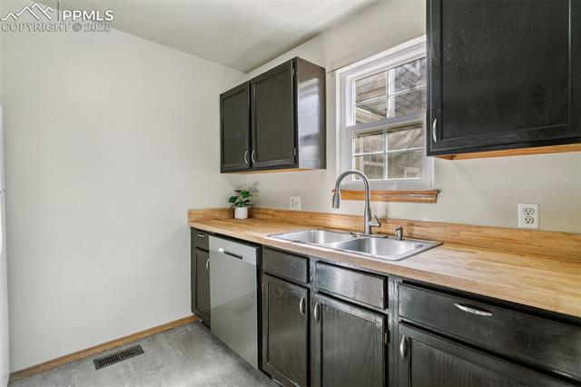 2135 Troy Court