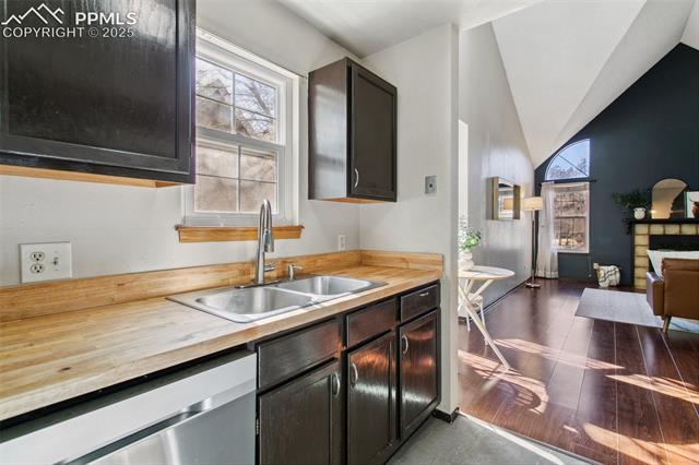 2135 Troy Court