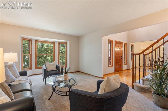 7505 Dry Creek Lane