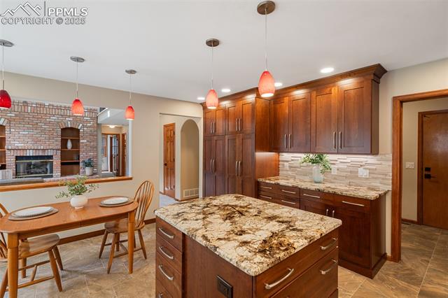 7505 Dry Creek Lane
