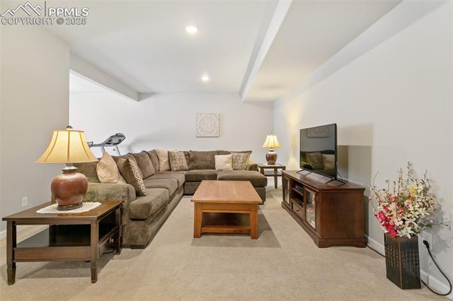7841 Emily Loop