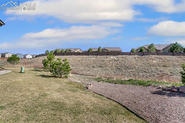 7841 Emily Loop
