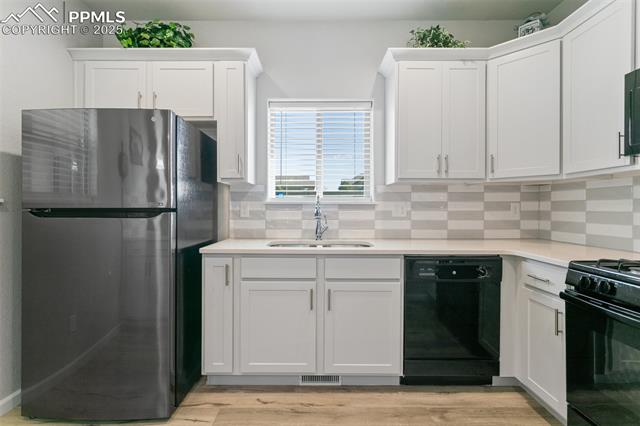 7841 Emily Loop