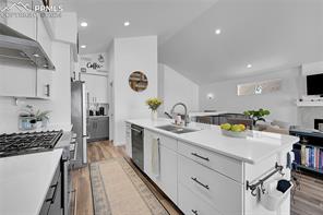 6937 Cumbre Vista Way