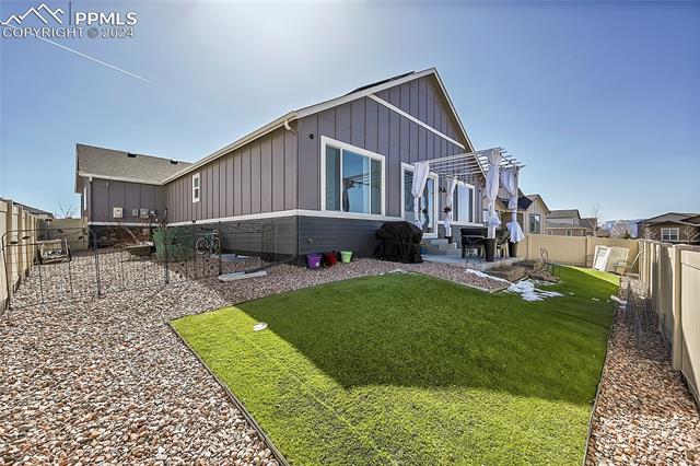 6937 Cumbre Vista Way