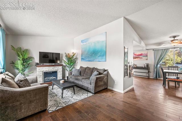 2454 Vintage Drive