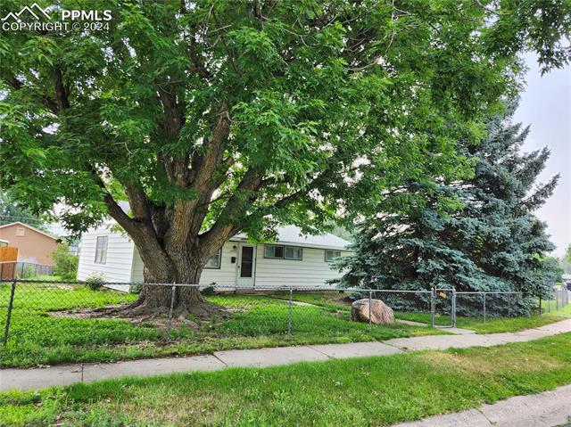 2524 Meadowlark Lane