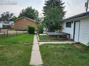 2524 Meadowlark Lane