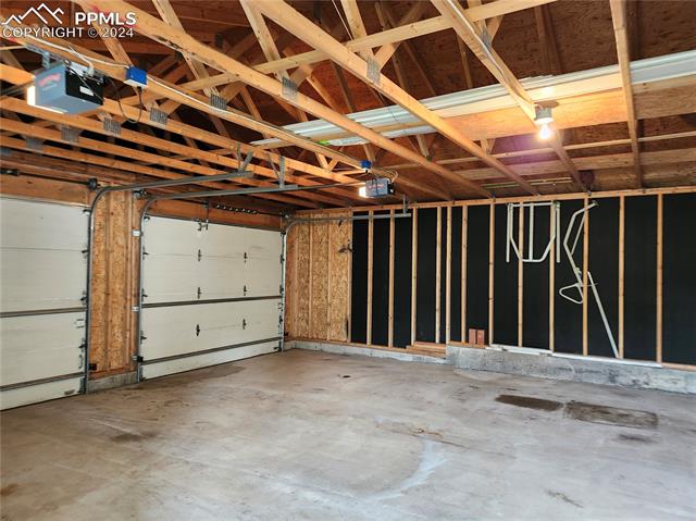 2524 Meadowlark Lane