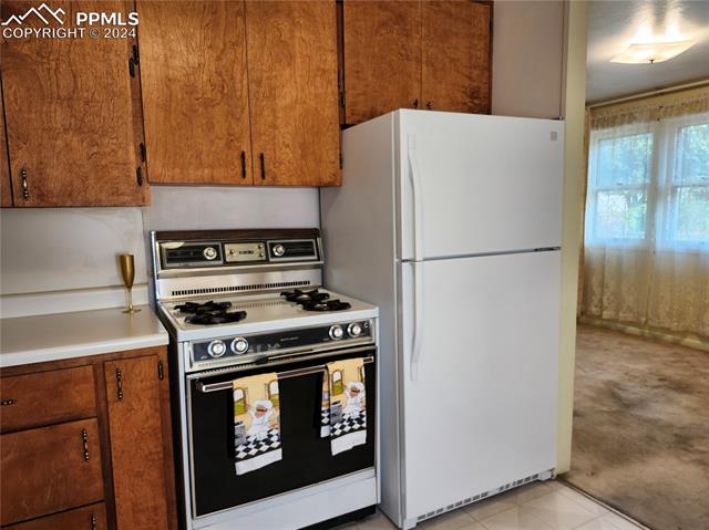 2524 Meadowlark Lane